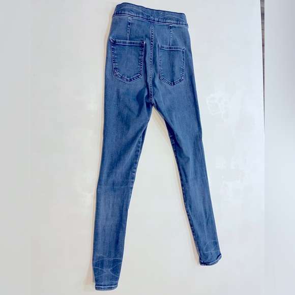Express Denim Jeggings - Picture 2 of 4